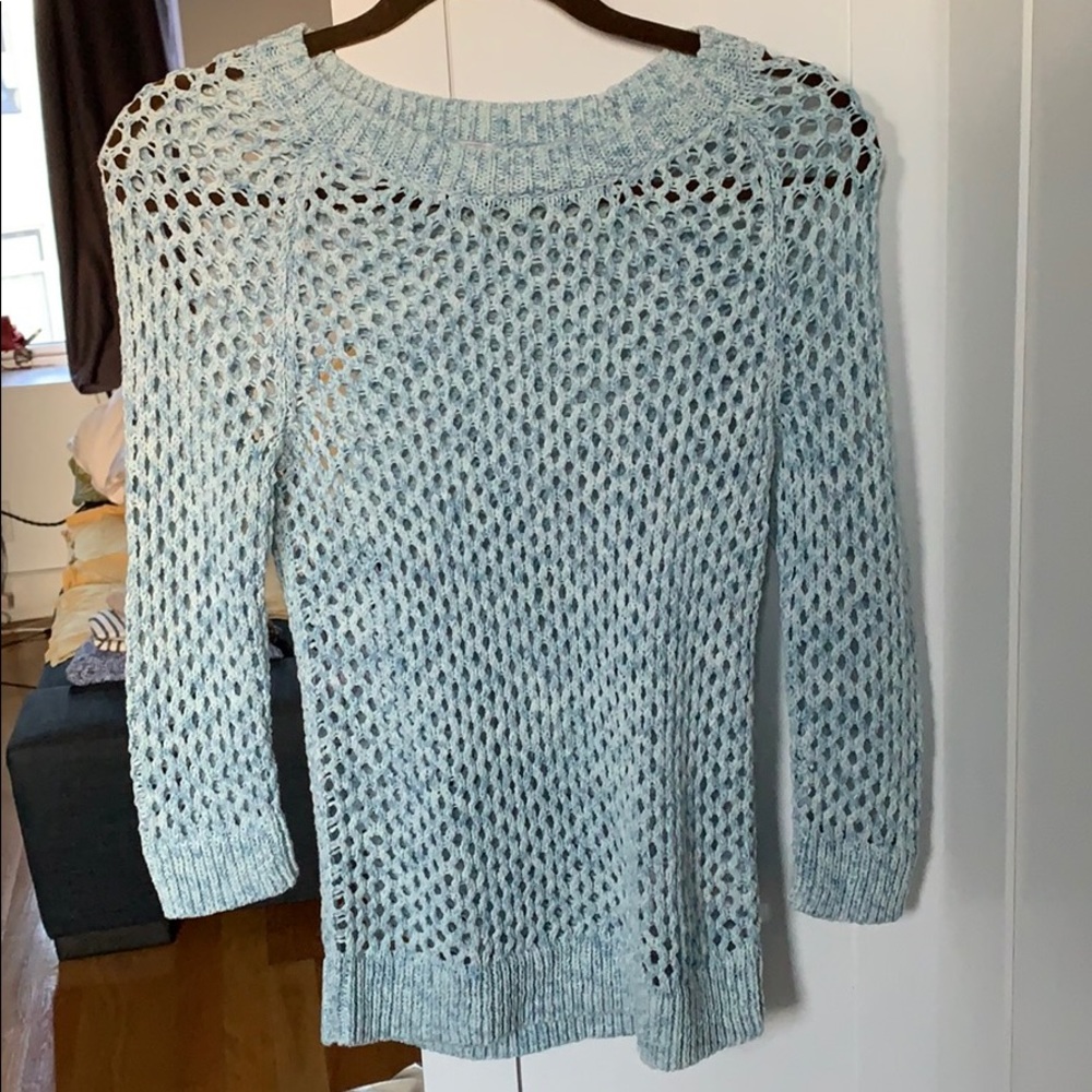 Perfect summer night sweater! 💙